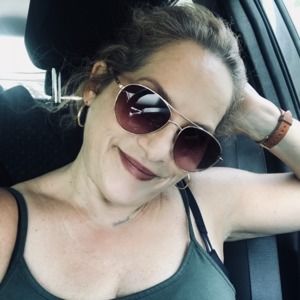 Meet your Posher, Deborah